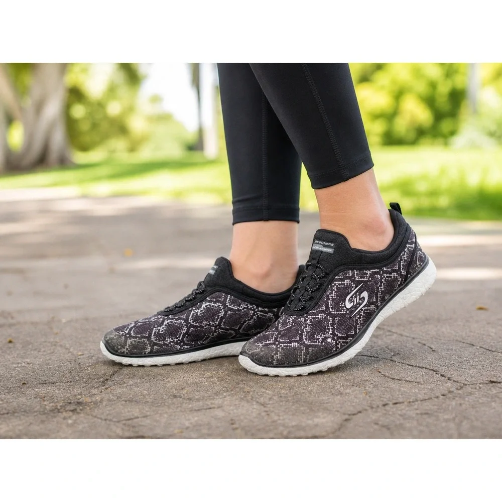 Skechers Women 6 Grey Snakeskin Walking Shoes Memory Foam Slip On Casual SN23320